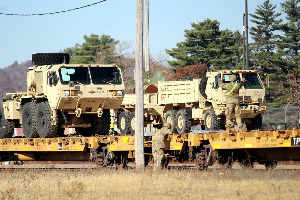 411th Engineer Company equipment deployment by rail movement at Fort McCoy