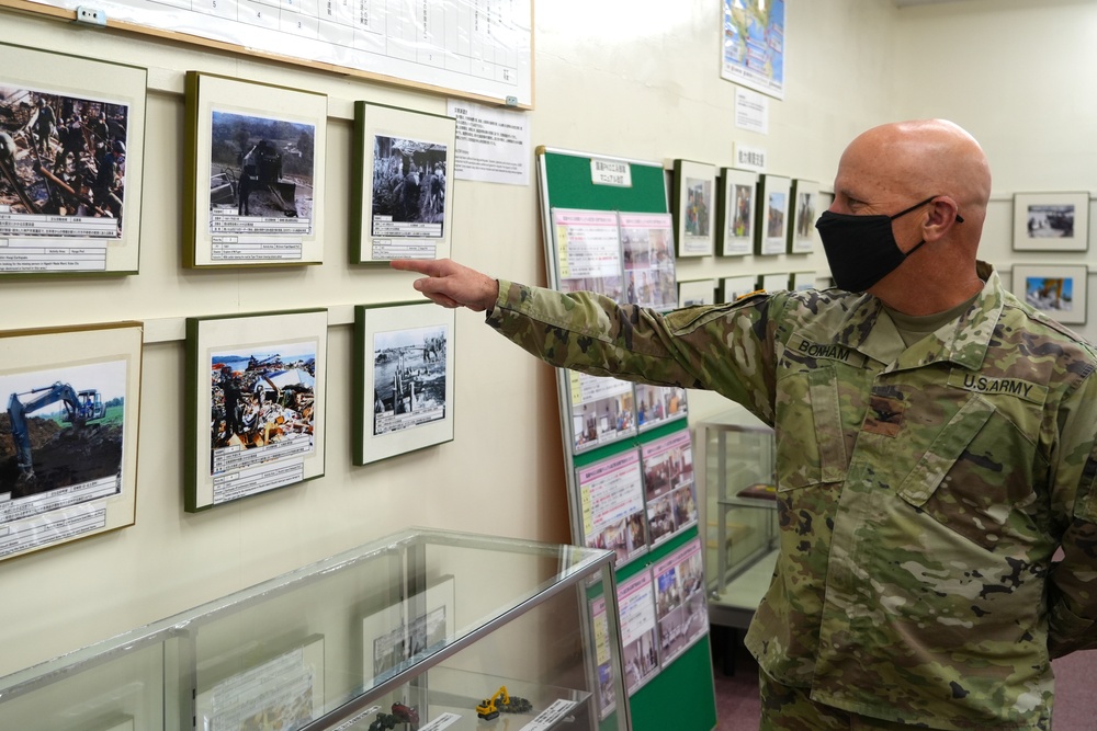 Building structures and forging bonds – a visit to the Japanese Ground Self Defense Force Engineer School