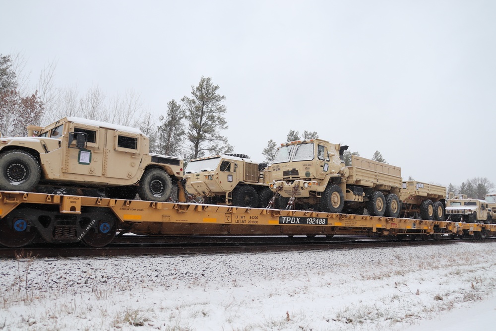 411th Engineer Company equipment deployment by rail movement at Fort McCoy