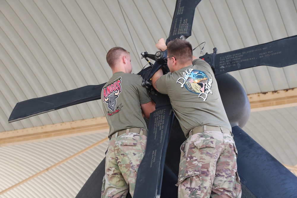 3-142nd AHB Blade Folding