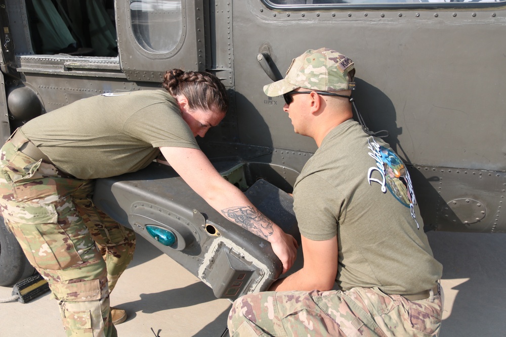 3-142nd AHB Blade Folding