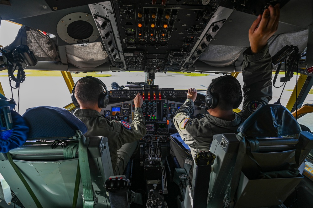 506 EARS aerial refuels Moody A-10C Thunderbolt II over Pacific Ocean