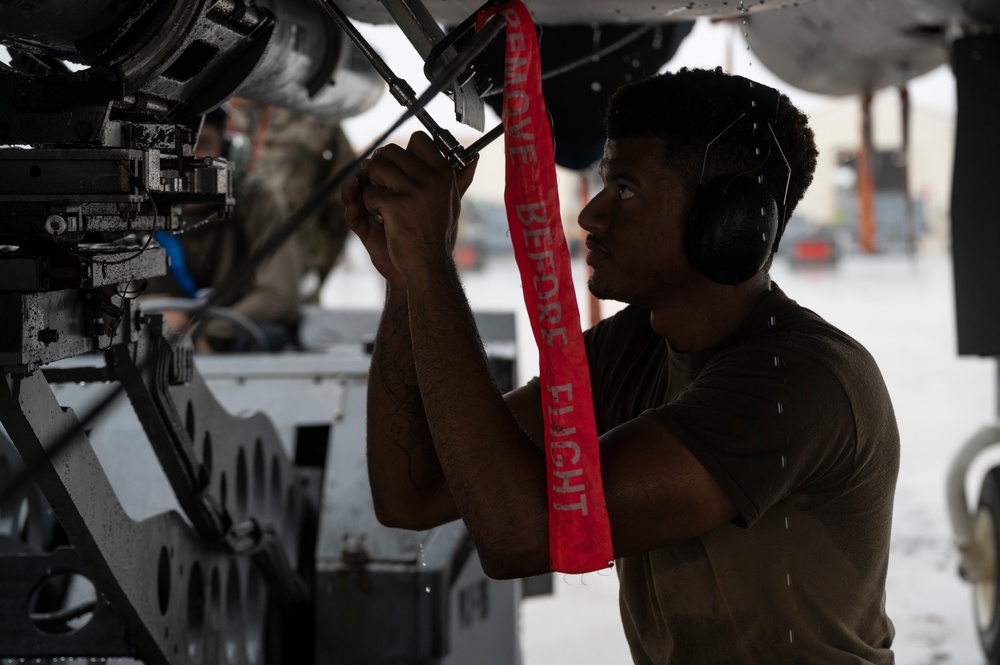 Weapons Load Crew of the 3rd Quarter Competition