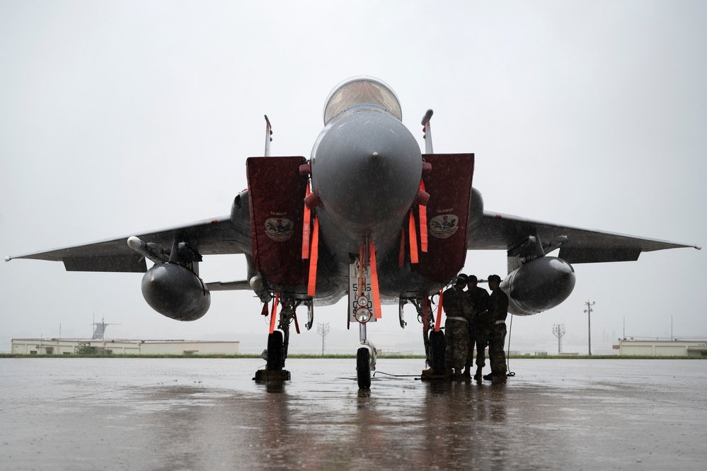 Weapons Load Crew of the 3rd Quarter Competition