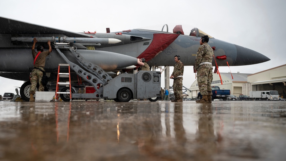 Weapons Load Crew of the 3rd Quarter Competition