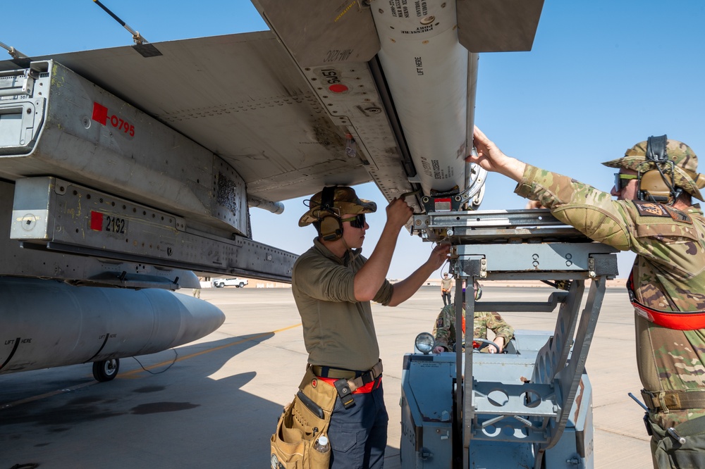 PSAB Airmen Conduct Integrated Combat Turns