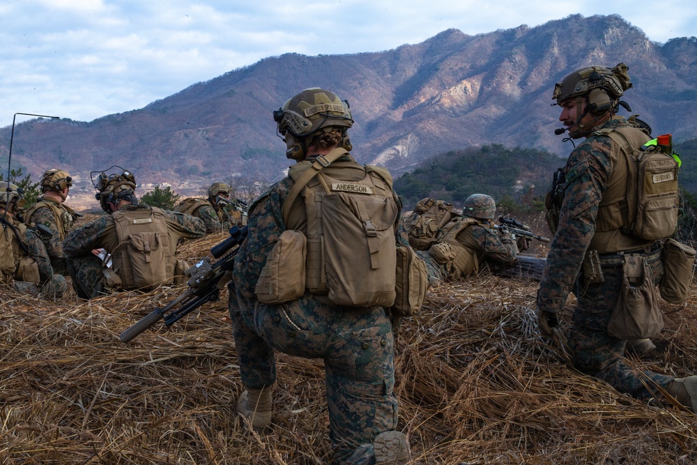 KMEP 23.1: U.S. Marines conduct a Platoon Attack