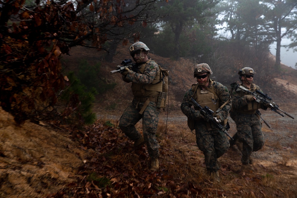 KMEP 23.1: U.S. Marines conduct Platoon Attacks