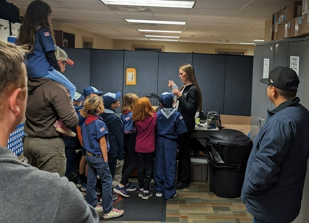 Dvids Images Army Cid Special Agents Provide Investigation Education To Cub Scouts