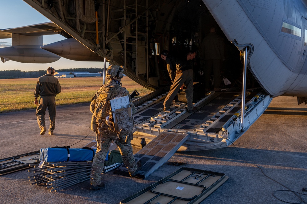 U.S. Marines work with U.S. Navy SEALs