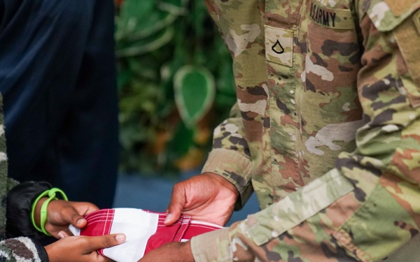 528th Soldiers volunteer at Bal Perazim Christian Academy