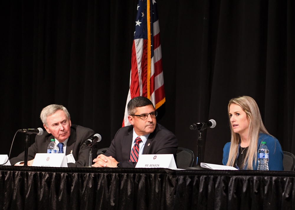 AMCOM leaders discuss readiness, advanced manufacturing at aviation conference