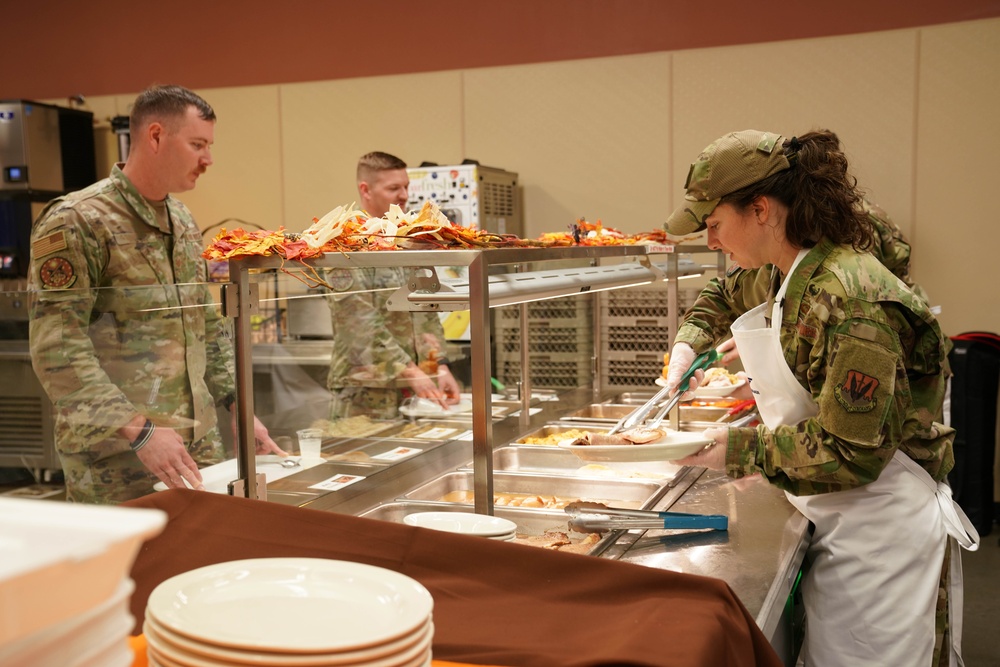 Creech leadership serves Thanksgiving meal