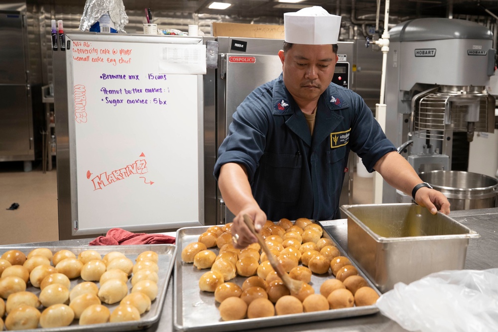 USS Tripoli Thanksgiving Preparation