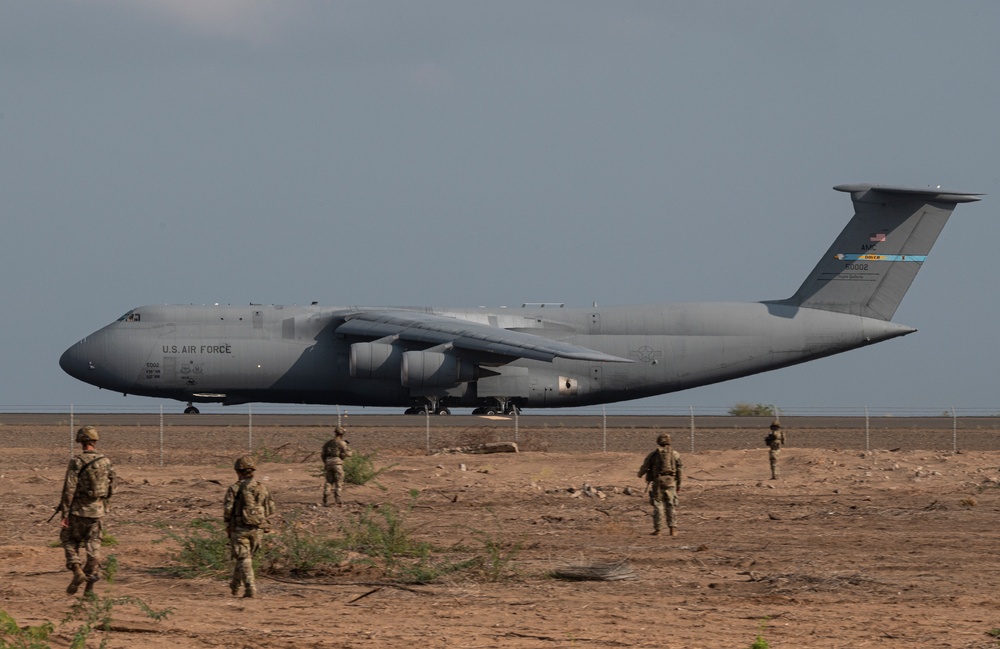 EARF conducts platoon, squad movement training