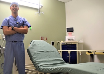 I Am Navy Medicine – and Perioperative Nurse – Lt. Cmdr. Thomas Kaster