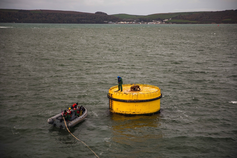 USS Paul Ignatius (DDG 117) Moors to a Buoy in Plymouth, United Kingdom