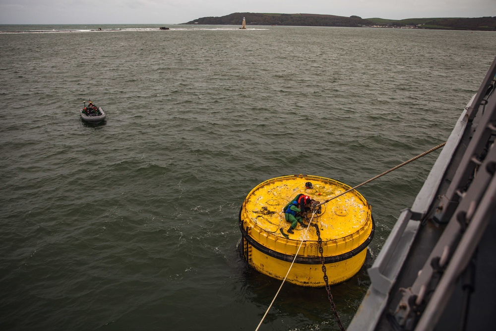 USS Paul Ignatius (DDG 117) Moors to a Buoy in Plymouth, United Kingdom