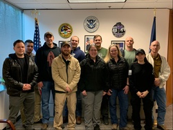 Army CID and Seattle Federal Air Marshal Special Agents Train Together