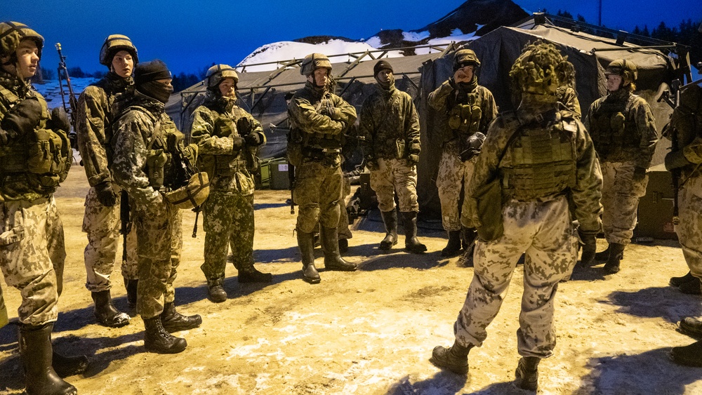 U.S. Marines with Combat Logistics Battalion 6 Provide Supplies to Finnish Soldiers