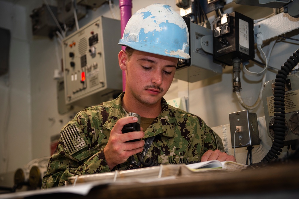 Ike Conducts Maintenance at Norfolk Naval Shipyard