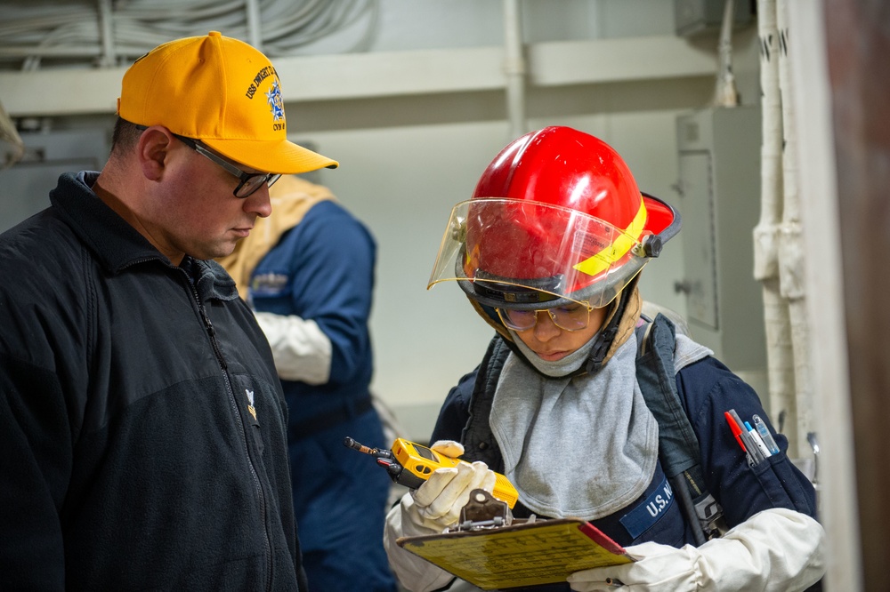 Ike Conducts Maintenance at Norfolk Naval Shipyard