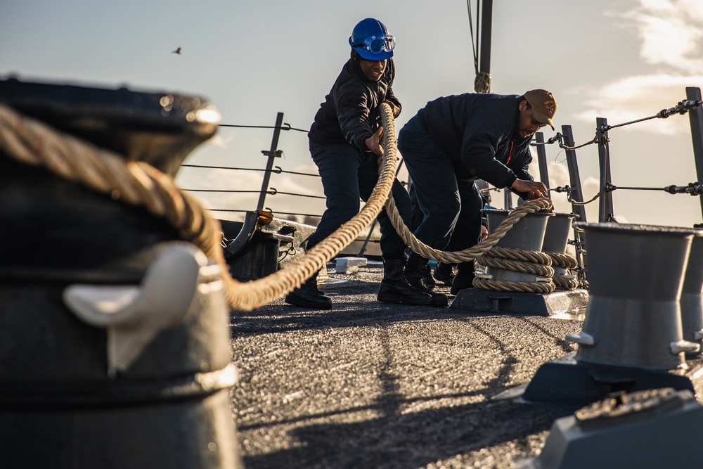 USS Paul Ignatius (DDG 117) Arrives in Plymouth, United Kingdom