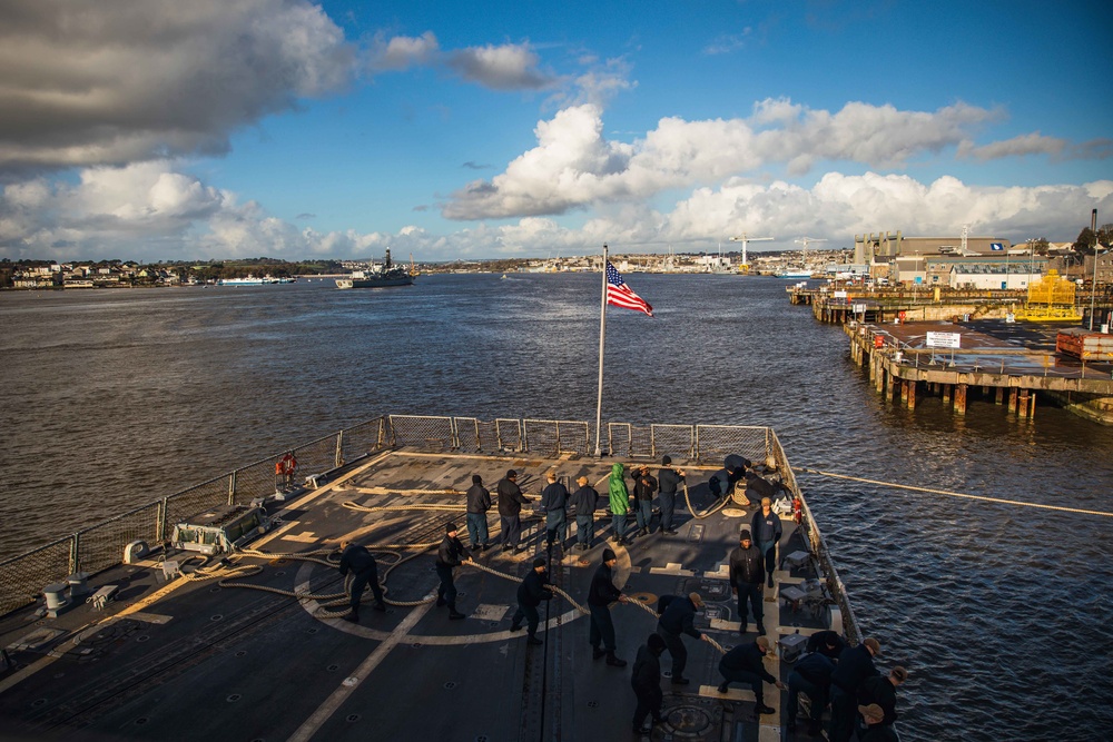 USS Paul Ignatius (DDG 117) Arrives in Plymouth, United Kingdom