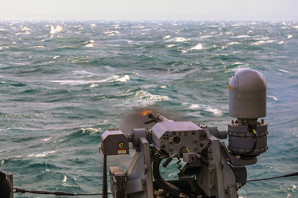 USS Paul Ignatius (DDG 117) Conducts GUNNEX