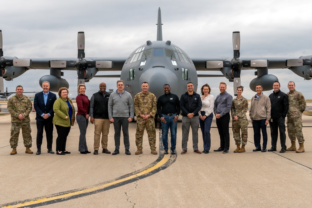 Caterpillar's Armed Forces Support Network tours Peoria's 182nd Airlift Wing Nov. 29, 2022