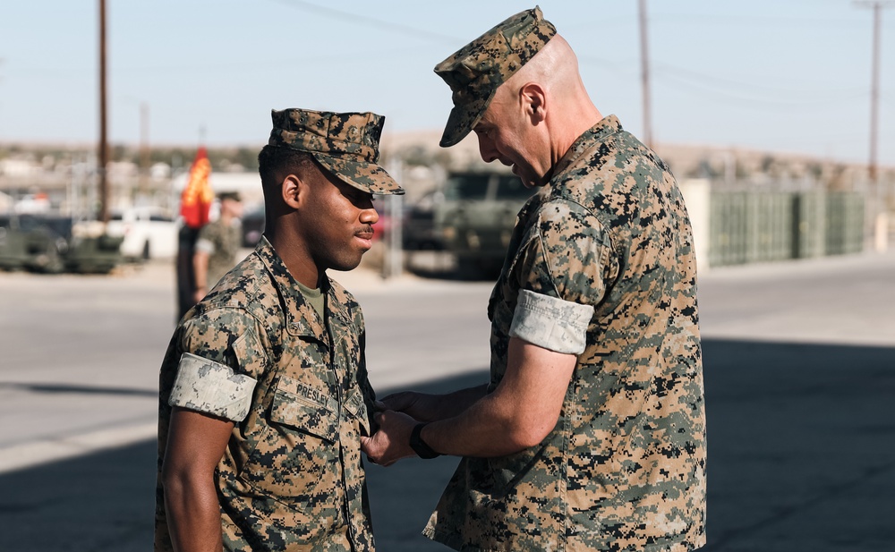 Cannoneer stationed at MCAGCC awarded for saving people involved in a vehicle rollover