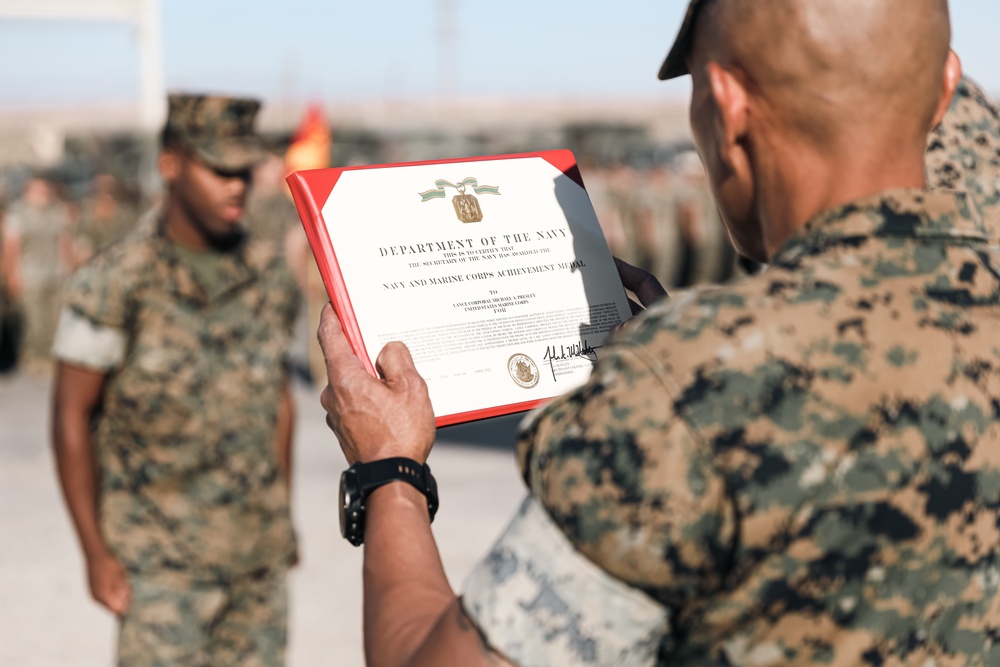 Cannoneer stationed at MCAGCC awarded for saving people involved in a vehicle rollover