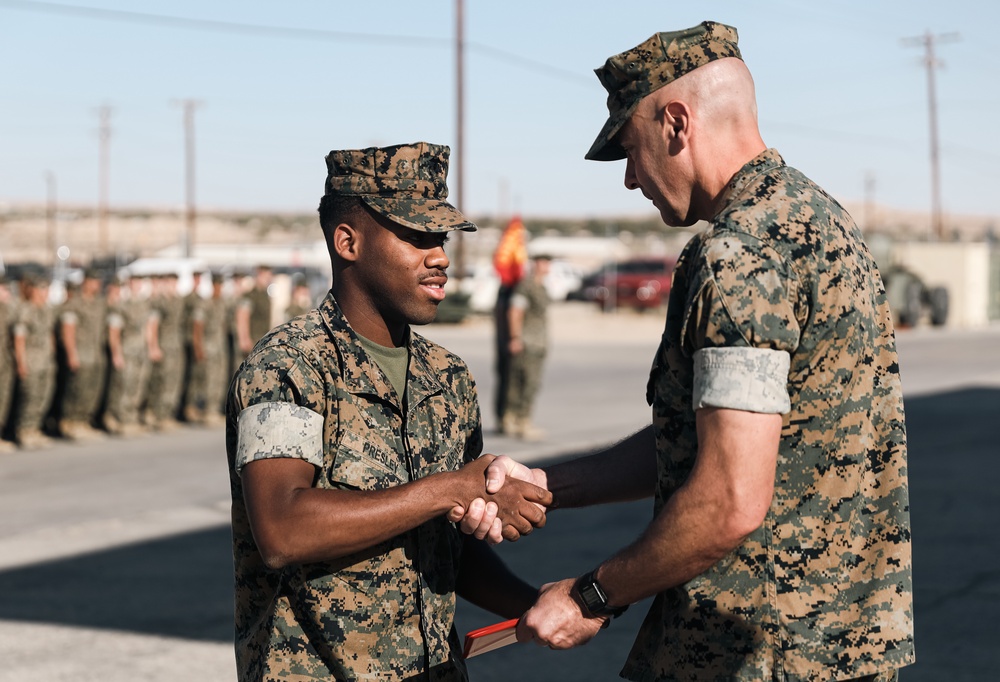 Cannoneer stationed at MCAGCC awarded for saving people involved in a vehicle rollover