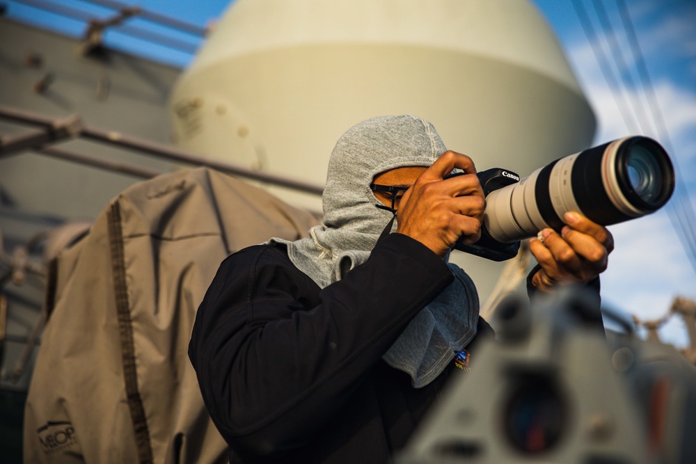 USS Paul Ignatius (DDG 117) Participates in FOST Weekly War