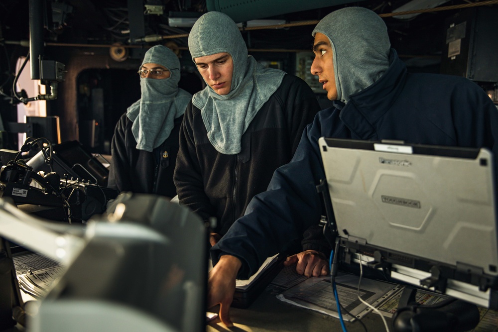 USS Paul Ignatius (DDG 117) Participates in FOST Weekly War