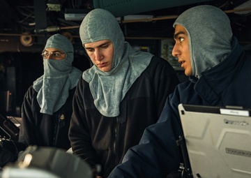 USS Paul Ignatius (DDG 117) Participates in FOST Weekly War