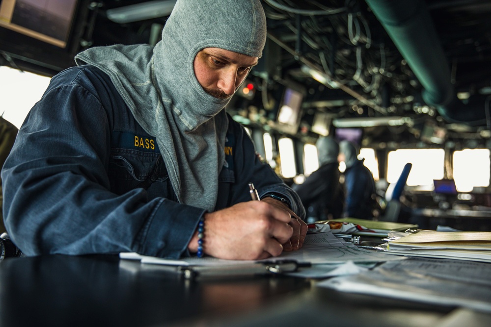 USS Paul Ignatius (DDG 117) Participates in FOST Weekly War