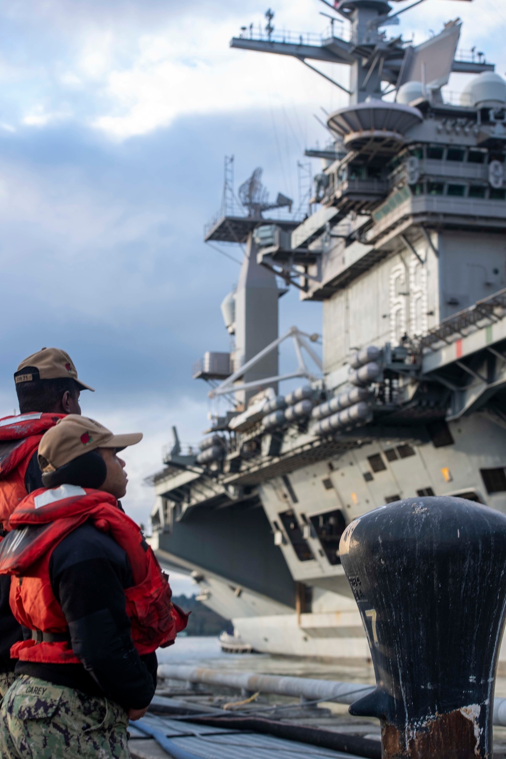 USS Nimitz (CVN 68) Departs Bremerton