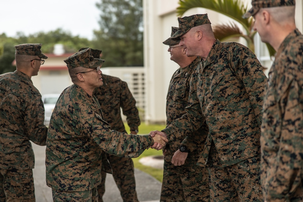 Director of Marine Corps Intelligence visits 3rd Marine Logistics Group