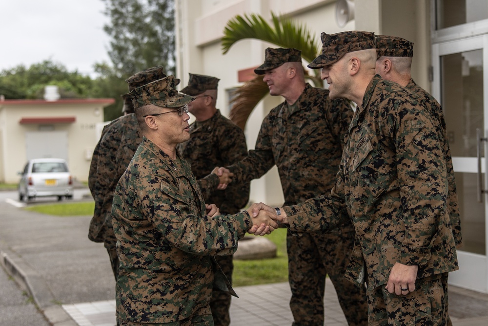 Director of Marine Corps Intelligence visits 3rd Marine Logistics Group