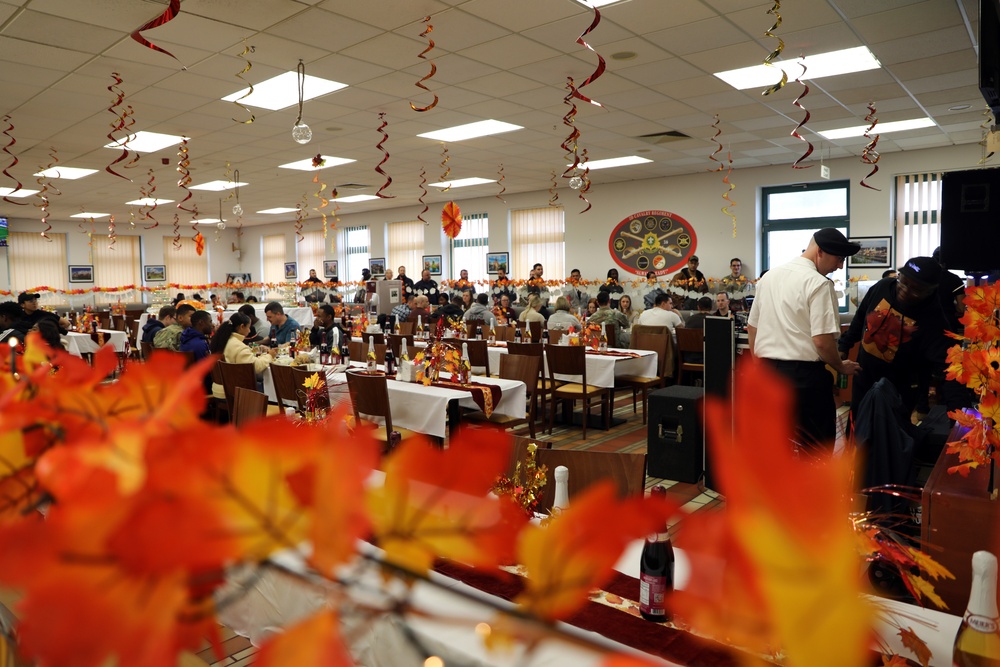 2CR Thanksgiving Lunch