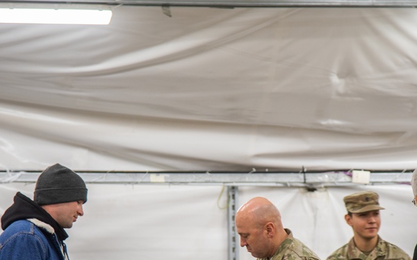 1st ID Brings the Holidays Overseas