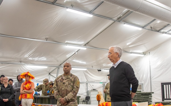 1st ID Brings the Holidays Overseas