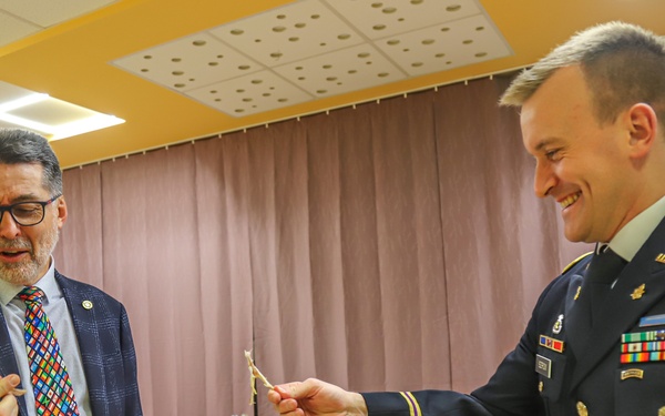 Slovak citizens invite V Corps Soldiers to large Thanksgiving celebration