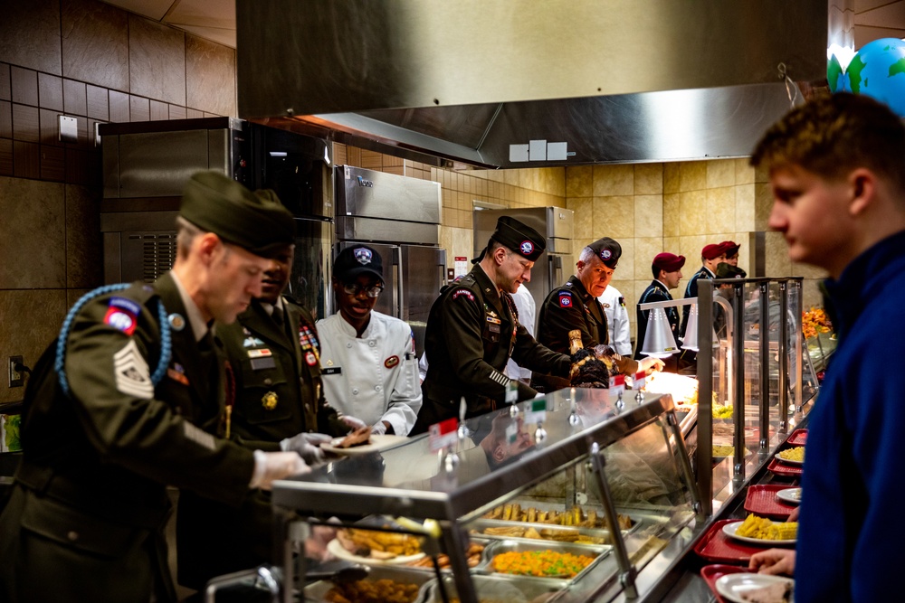 82nd Airborne Division Thanksgiving DFAC Competition