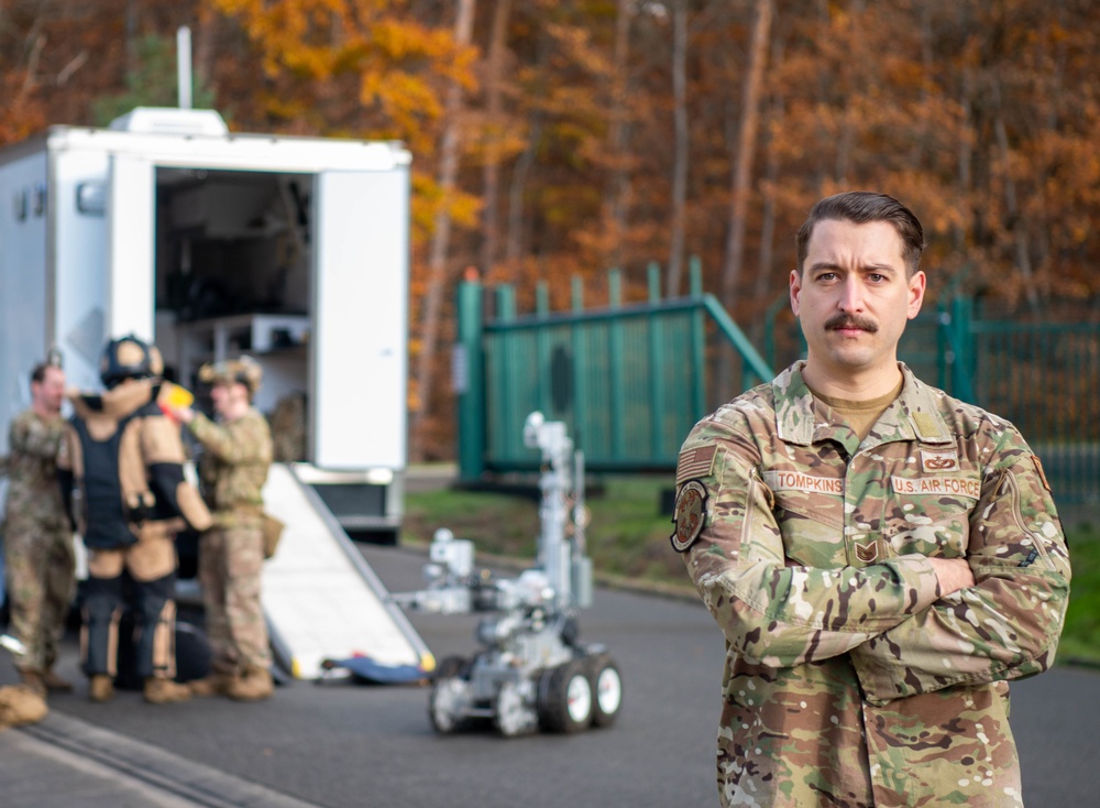 EOD member earns AF medal for saving life