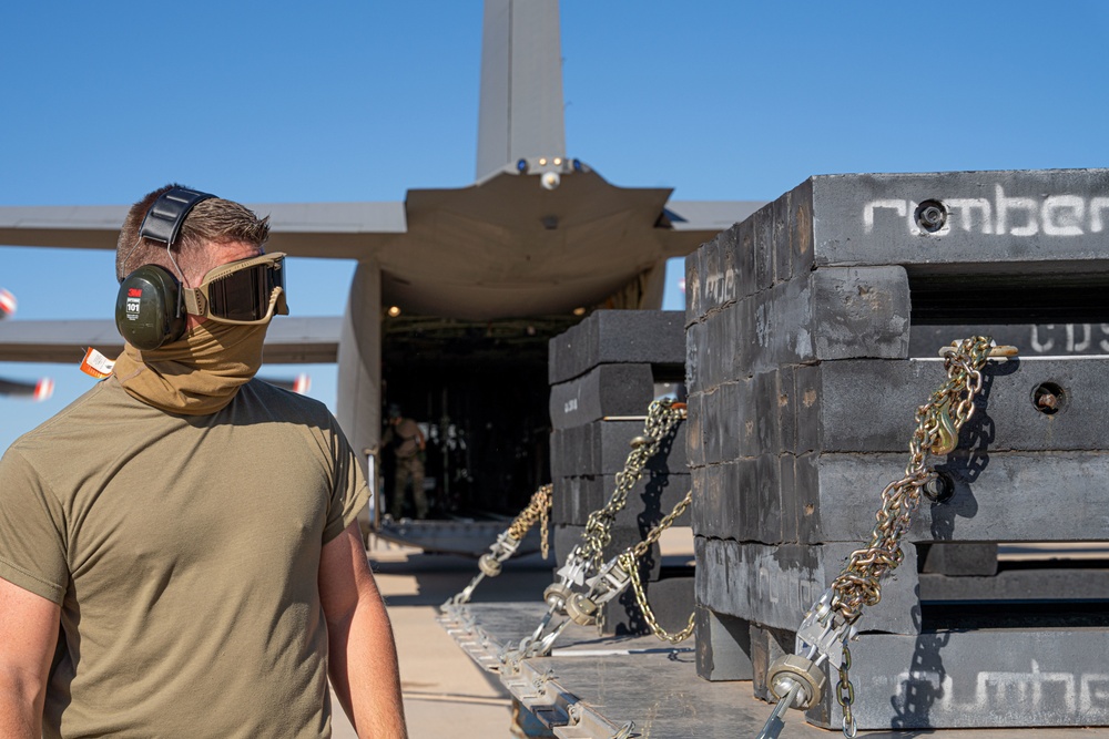 International air mobility crews attend Missouri based advanced tactics course