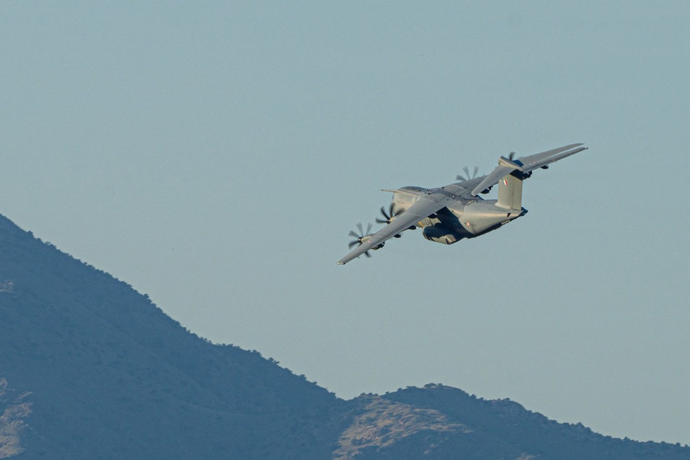 International air mobility crews attend Missouri based advanced tactics course