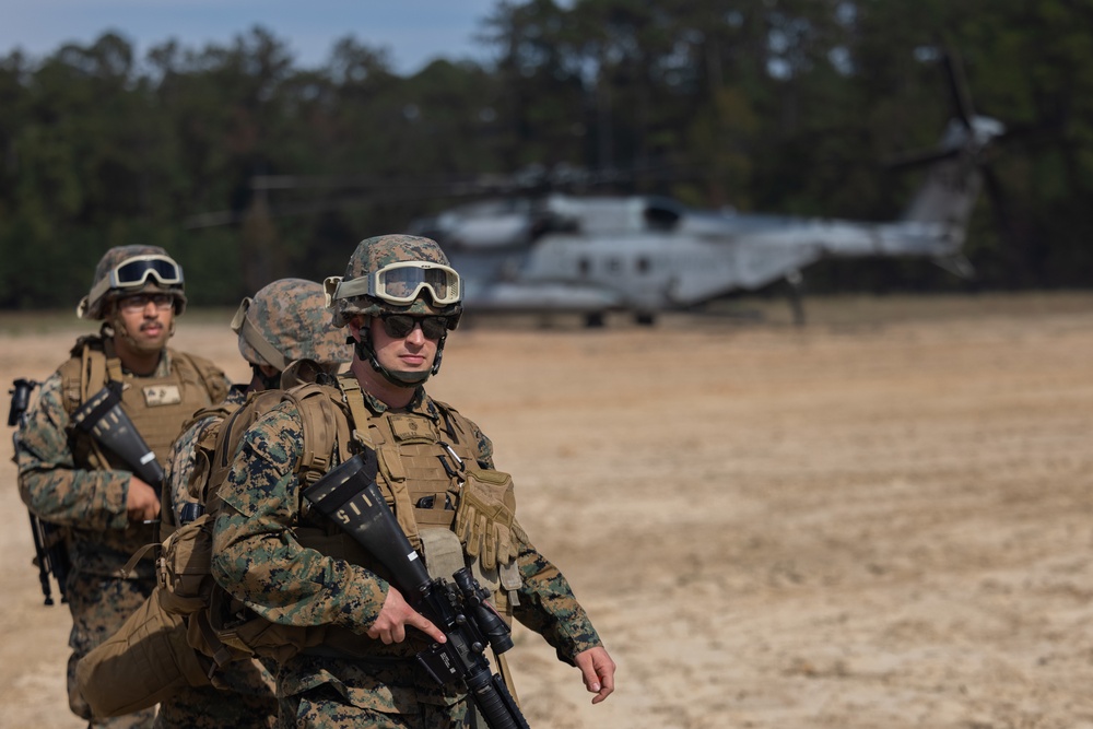 MWSS-273 conducts field refueling