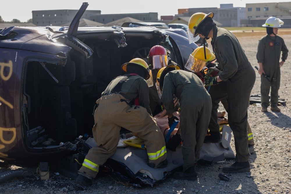 MWSS-273 Firefighters train